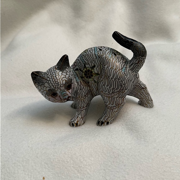 Vintage Cloisonne' Enamel Cat Figurine - Picture 9 of 9